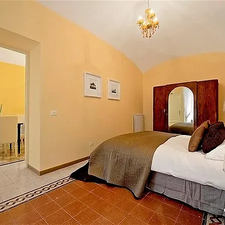דירה Friendly Merulana House
